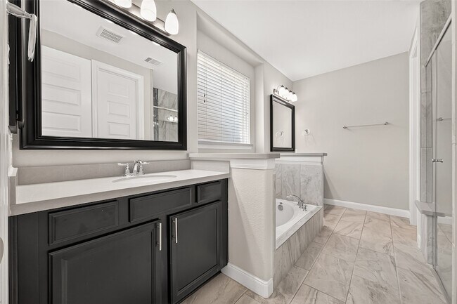 Building Photo - 11611 Arbirlot Dr
