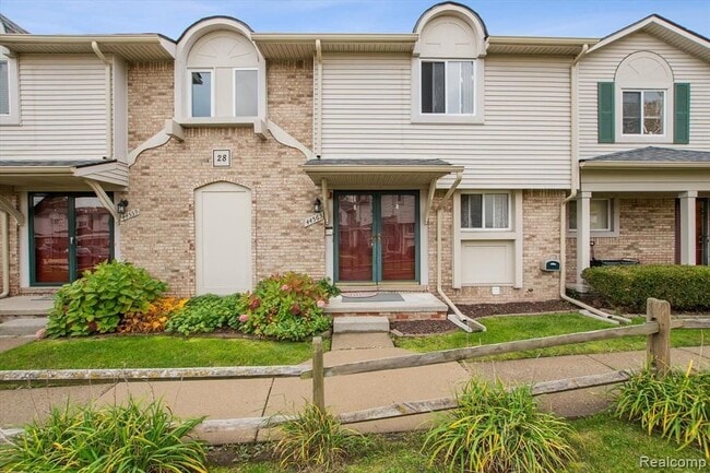 Building Photo - 44563 Savery Dr