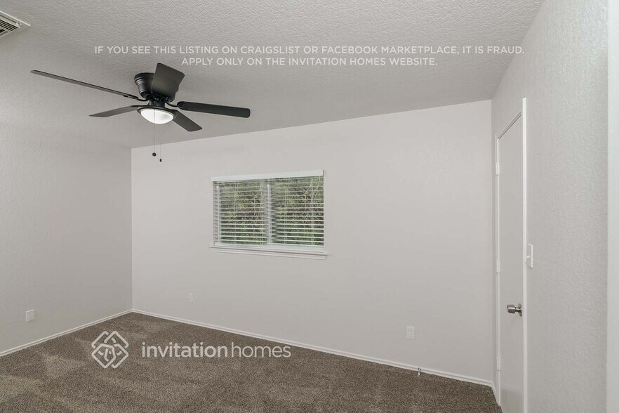 Building Photo - 10622 Manor Creek