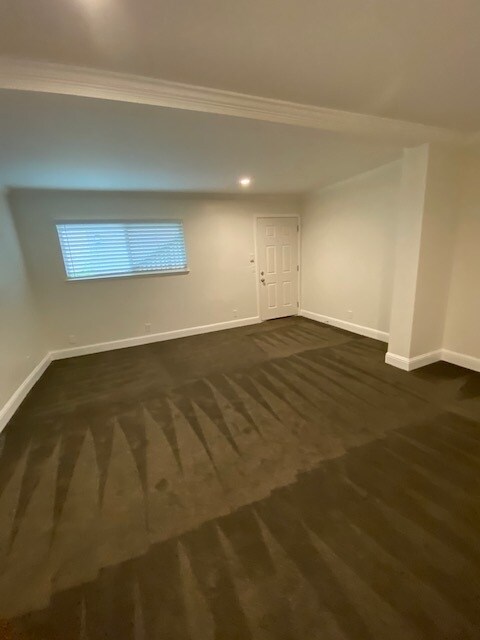 Studio - 740 Crocker Ave