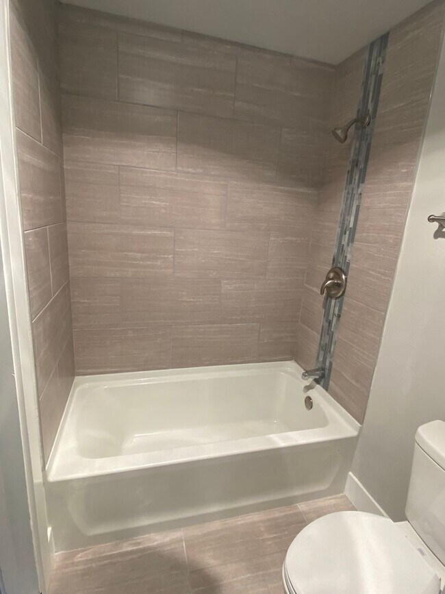 Building Photo - 4 Bedroom, 2.5 Bath 2 Car Garage, Brand Ne...