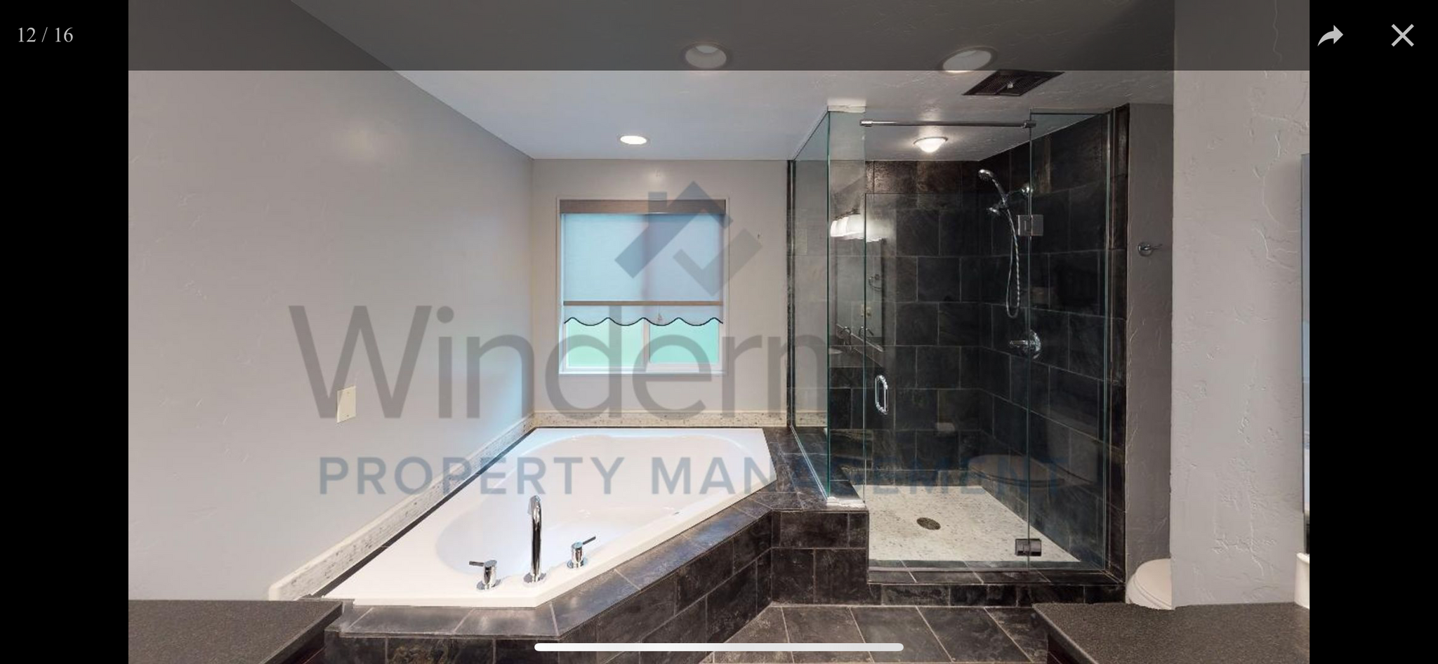 Master en suite. - 601 Village Way