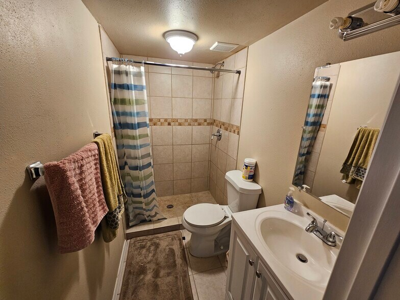 Building Photo - 4336 Witches Hollow Ln