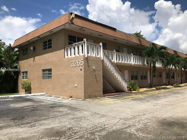 Building Photo - 3265 Griffin Rd