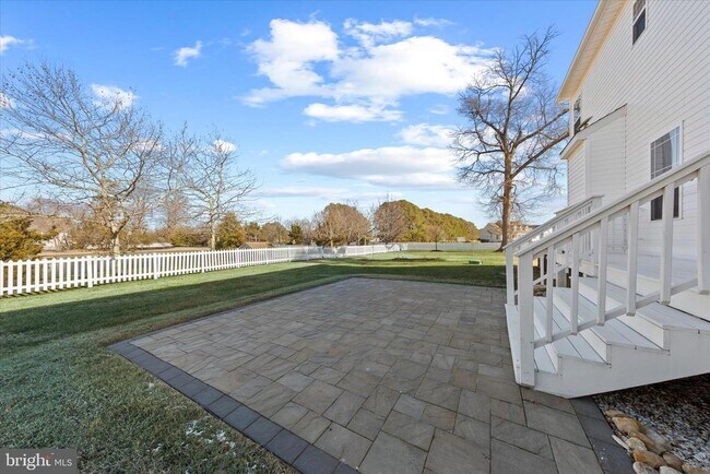Building Photo - 5559 Trafalgar Cir