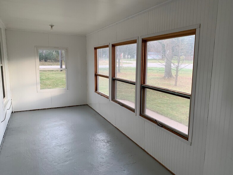 Porch - 3680 Mayer Rd