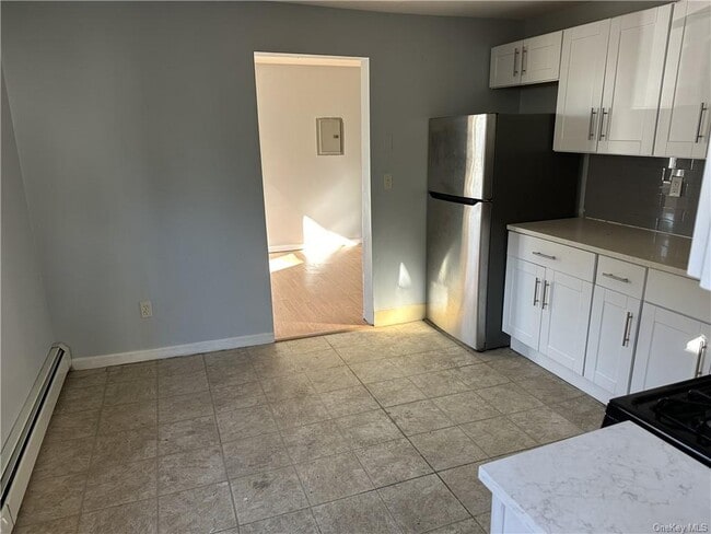 Building Photo - 47 John St