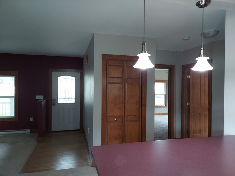 Front Hallway w/bedroom #1 on the right - 615 Lake St