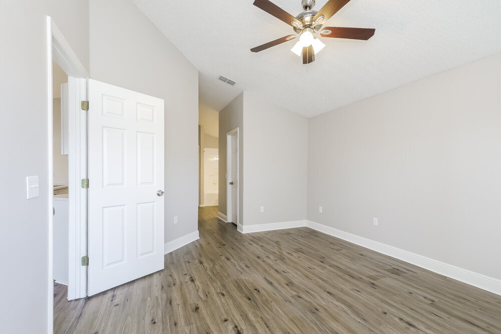Building Photo - 2126 Jessa Dr
