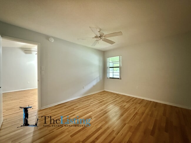 Building Photo - 2131 Ridge Rd