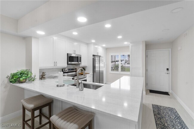 Building Photo - 10686 Gulf Shore Dr