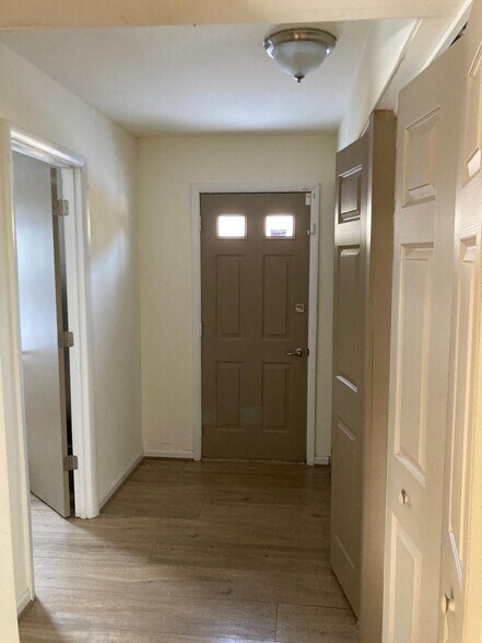 Building Photo - 3804 Charred Oak Dr