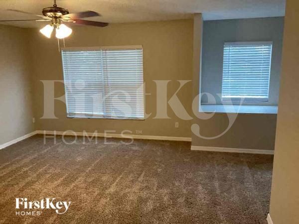 Building Photo - 207 Willowbay Ridge St