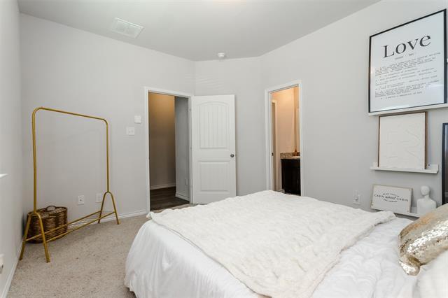 Building Photo - 5513 Topwater Trl