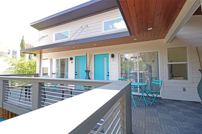 Building Photo - 2310 McDuffie St