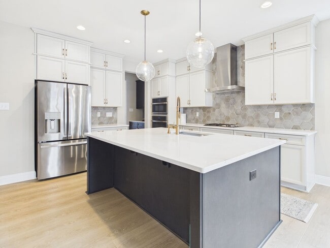 Building Photo - 4725 Tuscany Pl