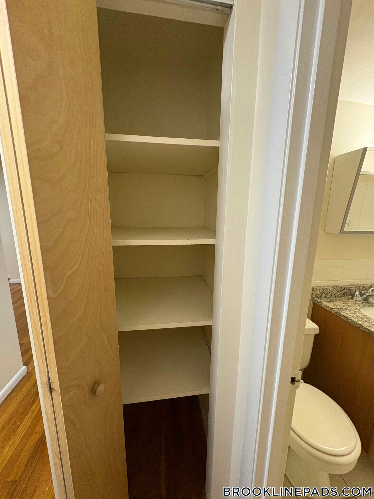 Building Photo - 110 Babcock St