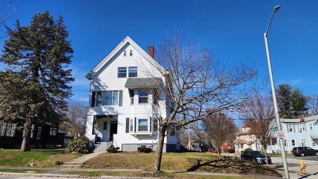 Primary Photo - 8 Hadwen Rd