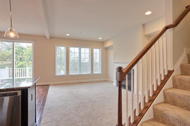Building Photo - TOWNHOME AVAILABLE IN THE CHARTER HOMES - DEER RUN COMMONS