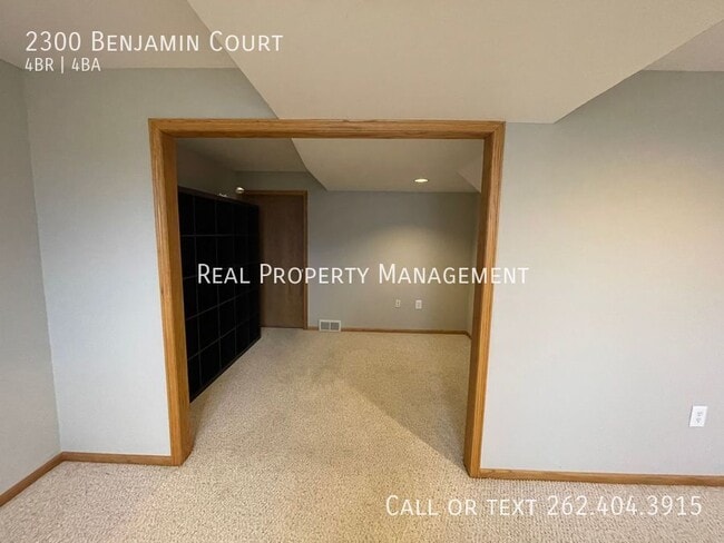 Building Photo - 2300 Benjamin Ct