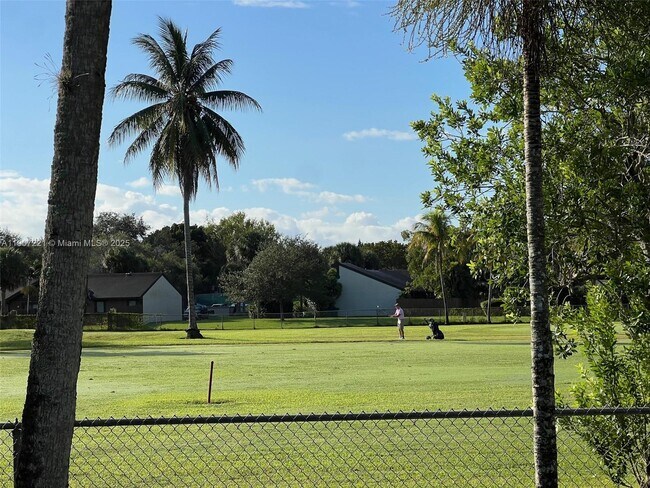 Building Photo - 12790 SW 91 Ave