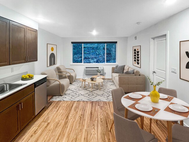 Interior Photo - Leeward Apartments