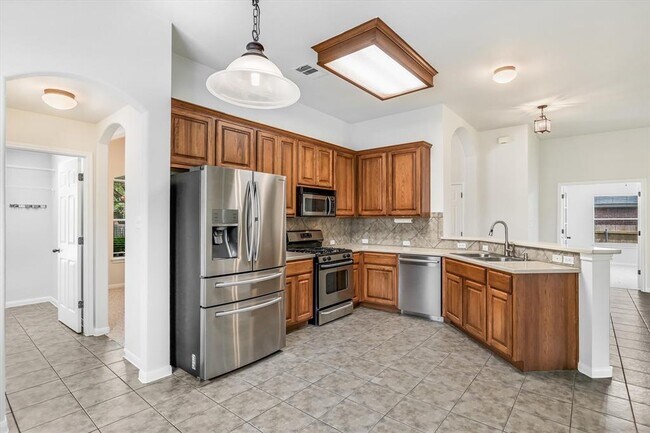 Building Photo - 3409 Endless Shore Dr
