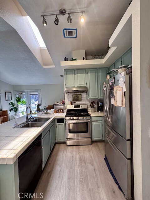 Building Photo - 27196 Rainbow Creek Dr