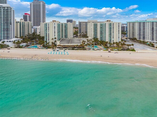 Building Photo - 3901 S Ocean Dr