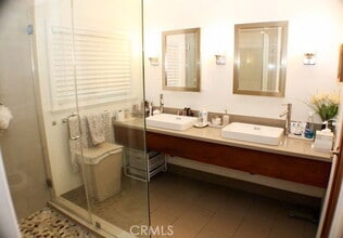 Building Photo - 4820 Abbeyville Ave