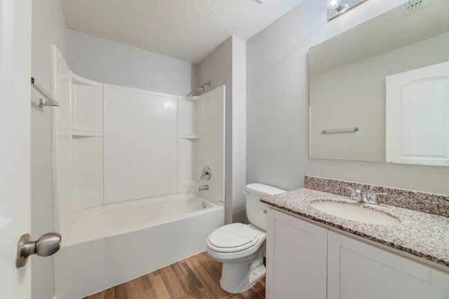 Building Photo - 687 Gila Dr