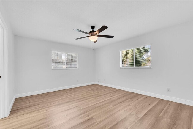 Building Photo - 1611 3rd Ave W