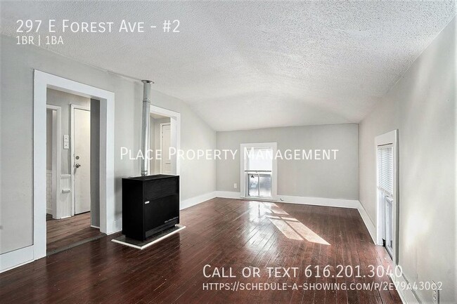 Building Photo - 297 E Forest Ave