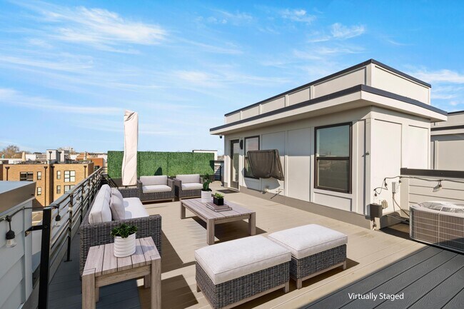 Building Photo - 297 Auden Ave