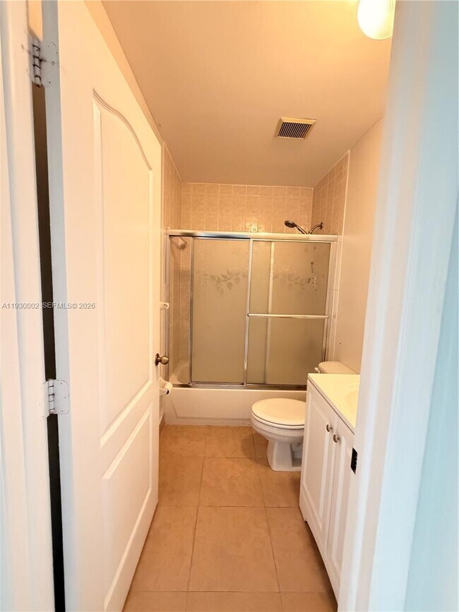 Building Photo - 6880 SW 158th Ct