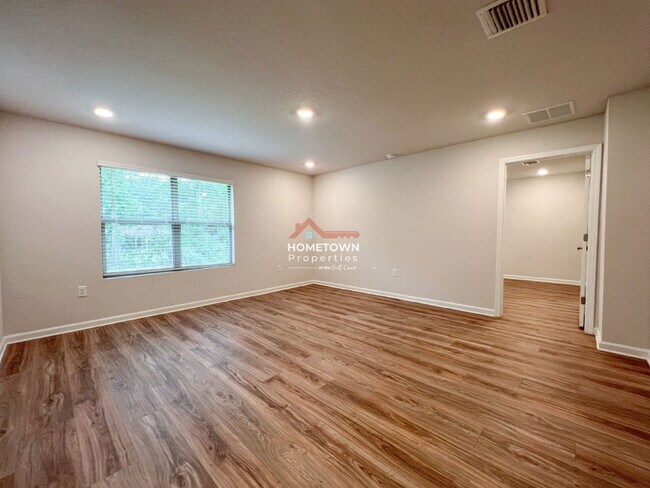 Building Photo - 6351 Burrow Ln