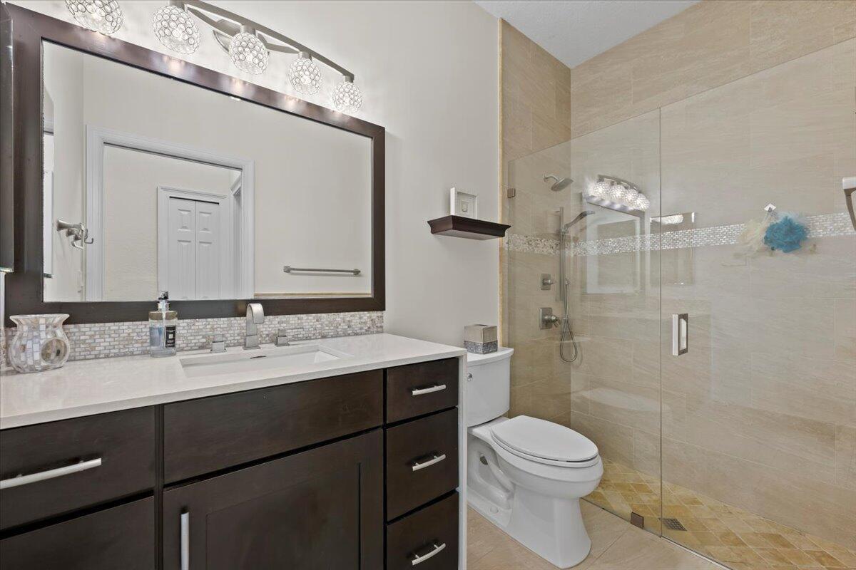 Building Photo - 8203 Calterra Dr