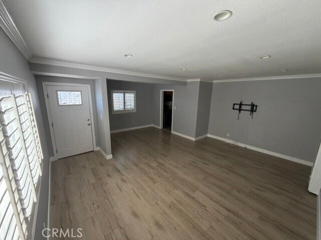 Building Photo - 3120 W 135th St
