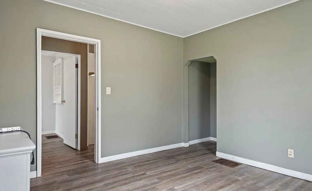 Building Photo - 1127 N 6th St