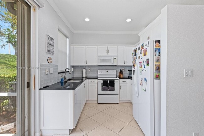 Building Photo - 11668 NW 47th Ct