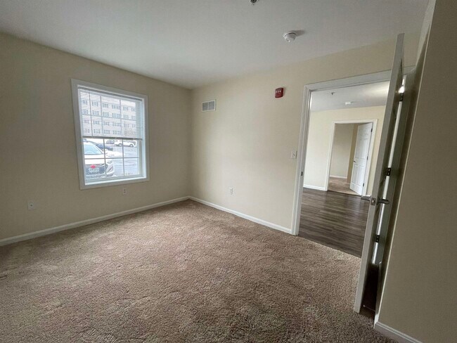 Building Photo - 20 Sentinel Court