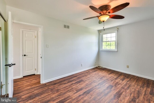 Building Photo - 9898 Wistaria St