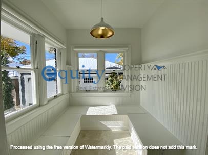 Building Photo - 1366 Glenmare St