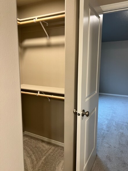 Building Photo - 2301 S 58th Ave