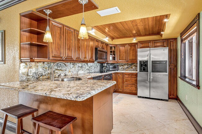 Building Photo - 2400 S Ocean Dr