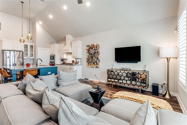 Building Photo - 2220 Rook Dr