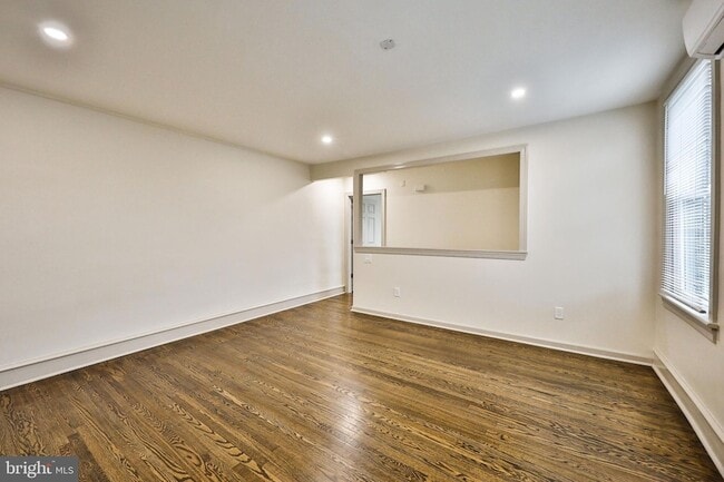 Building Photo - 316 Huntingdon Pike