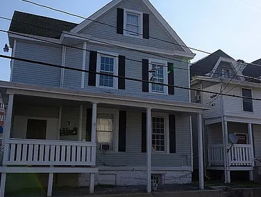 Building Photo - 381 Forest Ave