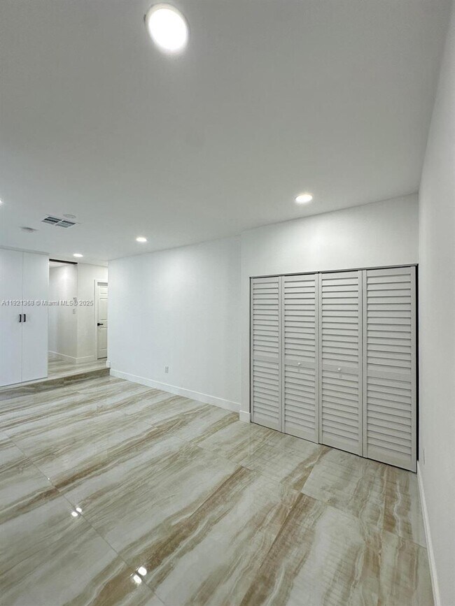 Building Photo - 19823 SW 119th Ct