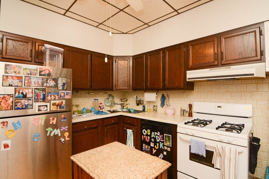 Building Photo - 3718 N Magnolia Ave